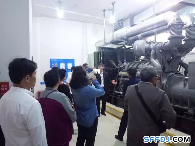 花果園物業(yè)開展&quot;設備機房開放日&quot;活動： 業(yè)主走進&quot;機房重地&quot;